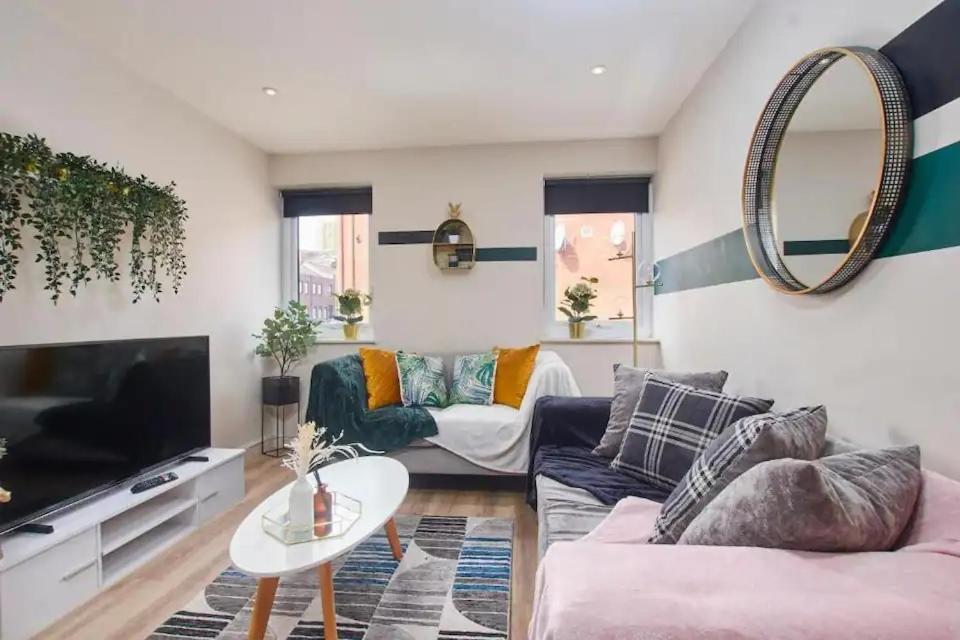 Adorable 1 Bedroom Flat In - Sleeps 4 Leeds (West Yorkshire)